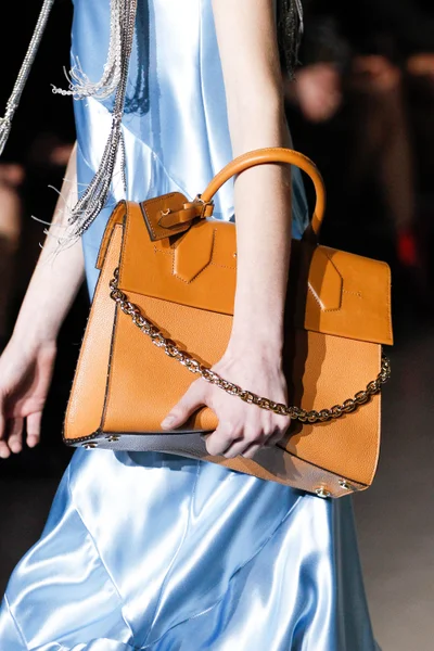 Look 6